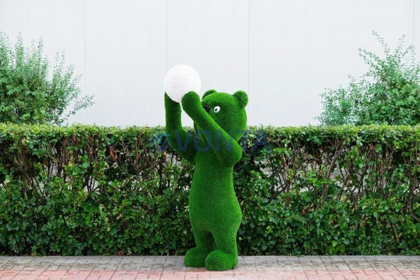 Топиари медведь с мячиком — газон Eco