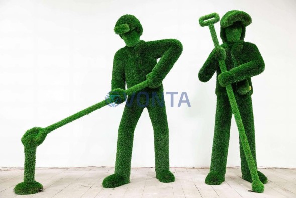 Топиари сталевар Саныч — газон Deluxe